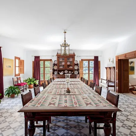 S'Era Vella Country house *